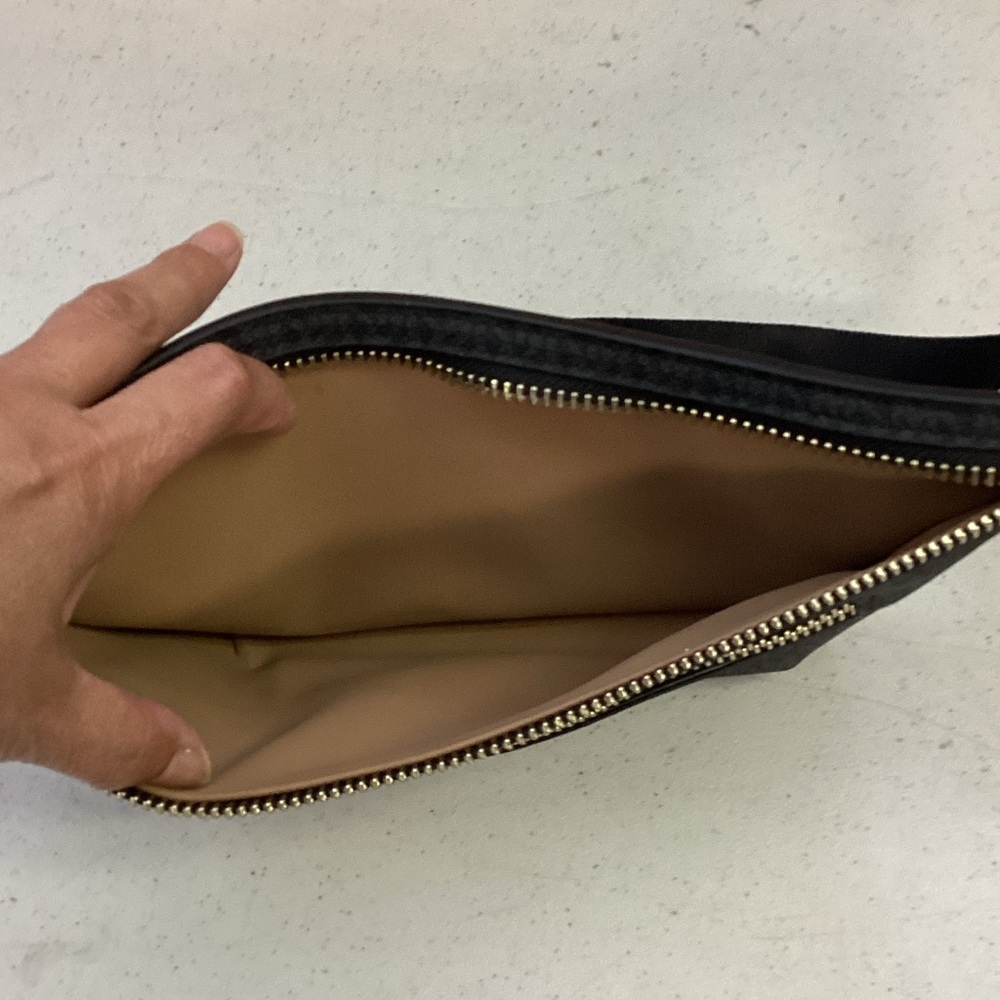 Michael Kors BNWOT Black Belt Bag with Gold Accents - Picture 5 of 5